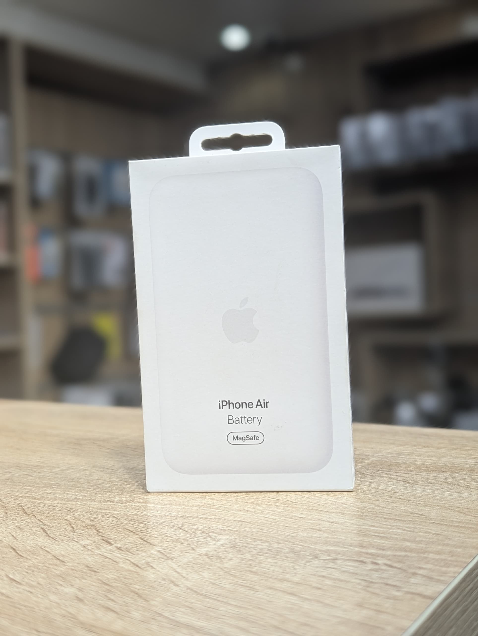MAGSAFE BATTERY